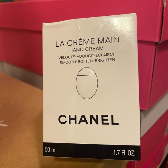 Chanel La Creme Main Hand Creme 50 ml 1.7 Fl. Oz - Picture 4 of 9
